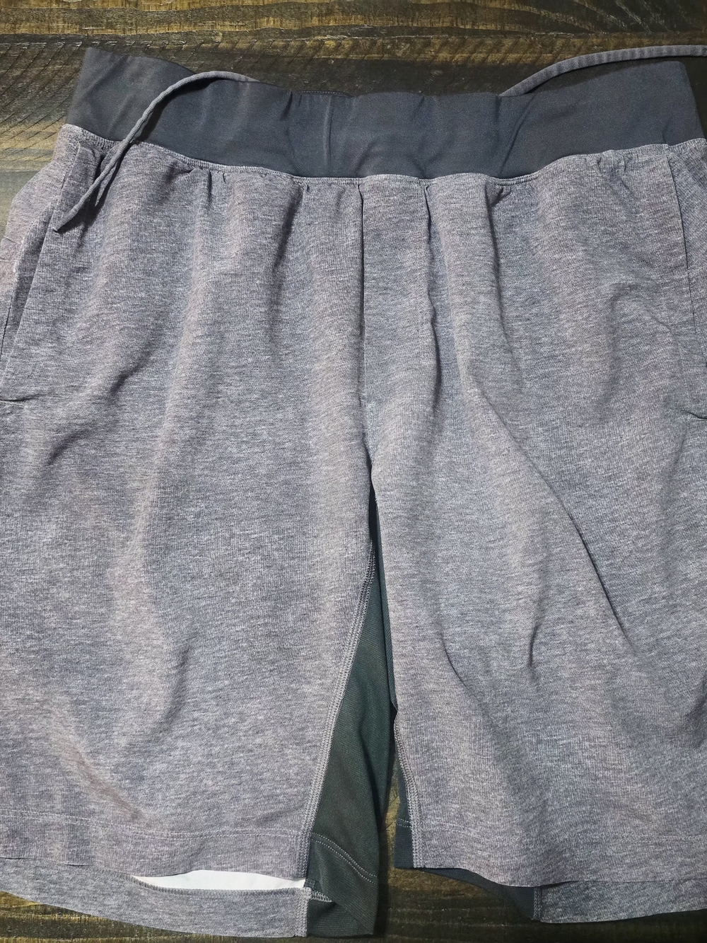 Lululemon T.H.E. Short Linerless 9" Gray Men's Size Large